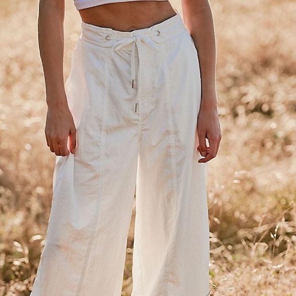 NWOT Free People Movement Moonpie Baggy High Waist Parachute Pant - Picture 2 of 15